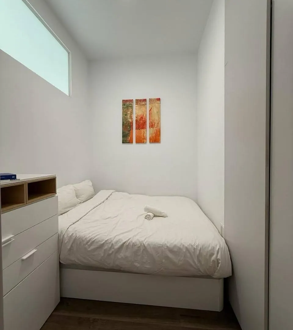 Centric 2 Bedroom Apartment Barcelona Spain